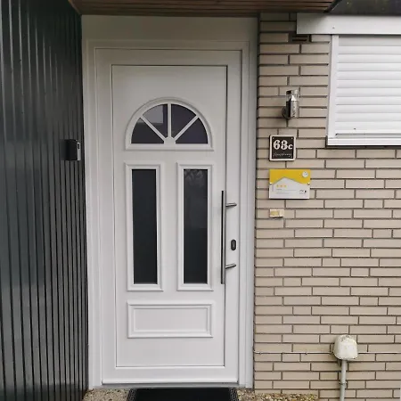 Holiday home Helmes Hus -