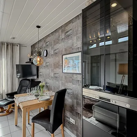 Helmes Hus - Ferienhaus *